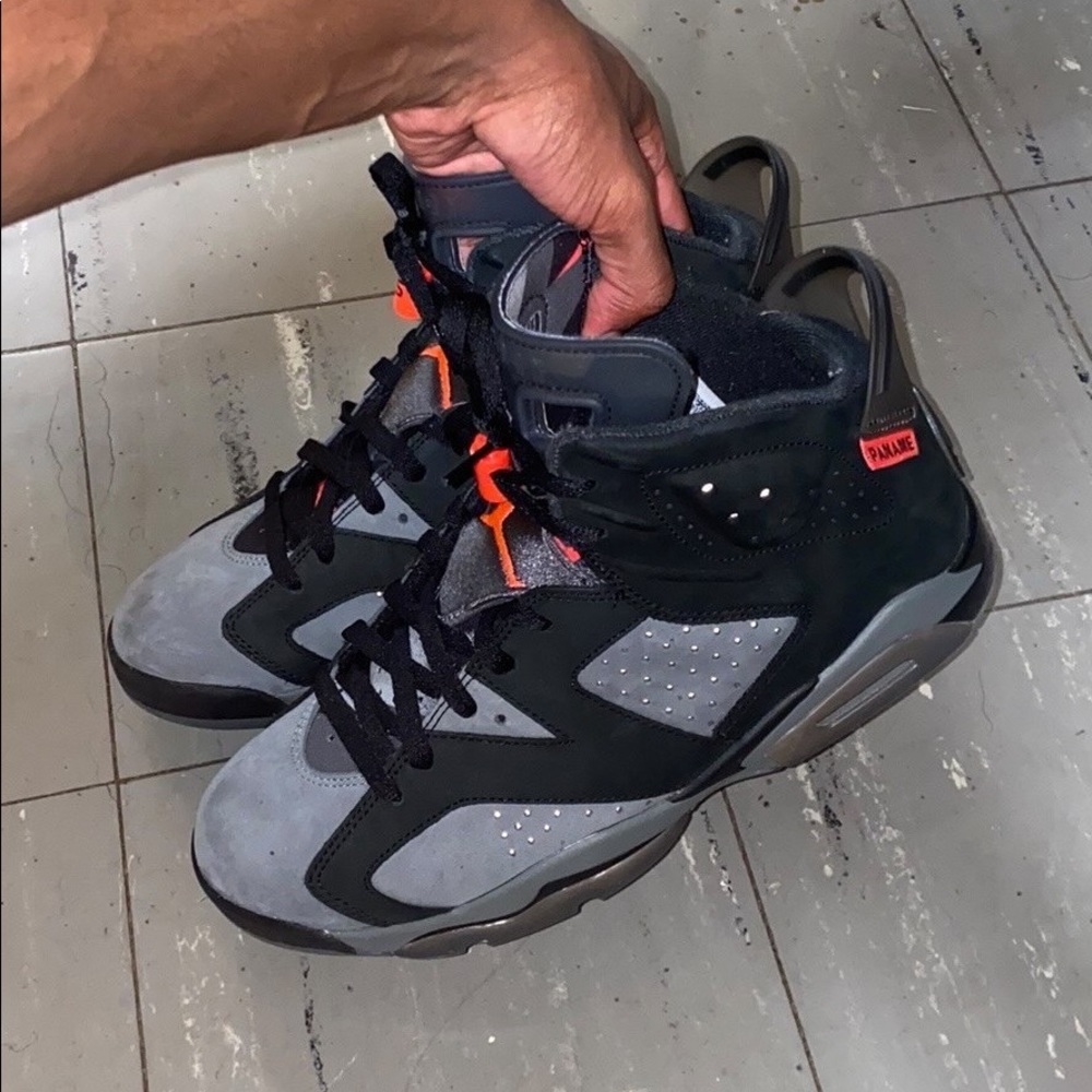 PSG retro 6 size 10.5